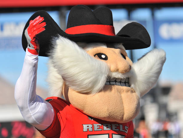 Hey Reb! waving to the stands